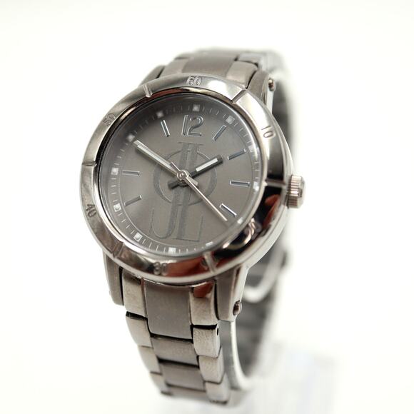 Jennifer Lopez Womens Gray Gunmetal Watch 30mm Stainless Steel with New Battery - Picture 1 of 12